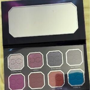 Celestial Thunder Vibrant Eyeshadow Palette with Mirror Brand new without tags